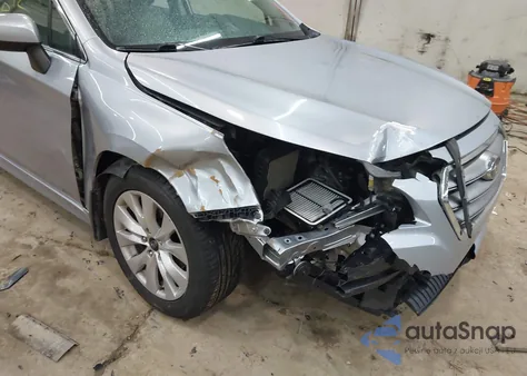 2015 Subaru Legacy 2.5I Premium z USA, uszkodzony, nr VIN 4S3BNAC61F3028526